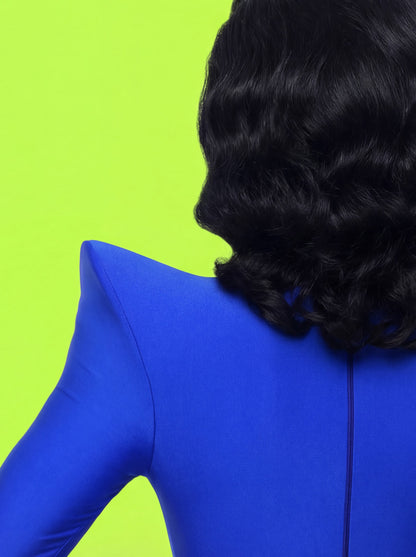 Patrón de costura para mono con hombros en punta